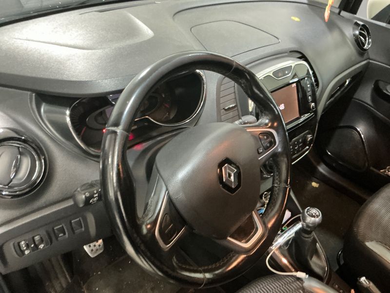 Renault Captur 1.5 dCi Energy Hypnotic 2017 – снимка 24