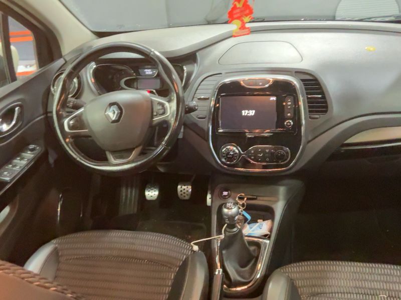 Renault Captur 1.5 dCi Energy Hypnotic 2017 – снимка 17