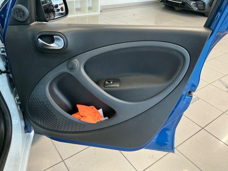 Smart forfour 0.9 Turbo Basis Prime 2017 – снимка 25