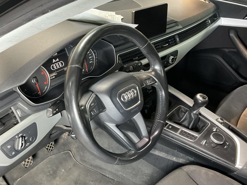 Audi A4 2.0 TDI 2016 – снимка 35