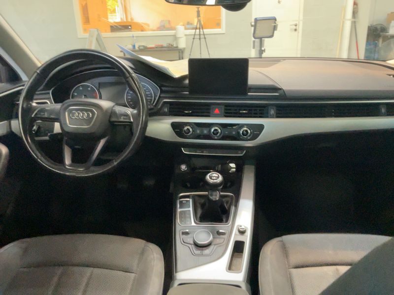 Audi A4 2.0 TDI 2016 – снимка 17