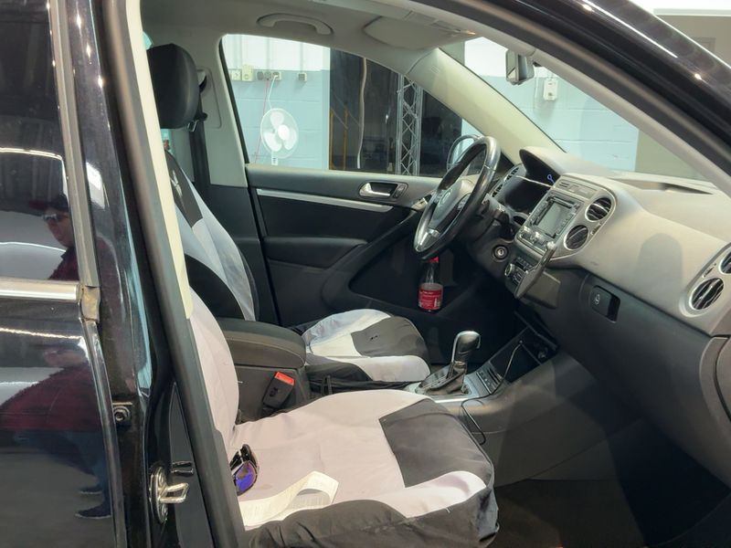 Volkswagen Tiguan 2.0 TDI Cup Sport & Style 4Motion BlueMotion Tech 2014 – снимка 17
