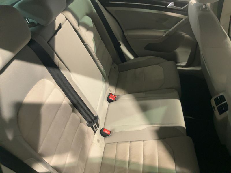 Volkswagen Golf VII 1.4 TSI Highline BlueMotion Tech 2013 – снимка 19