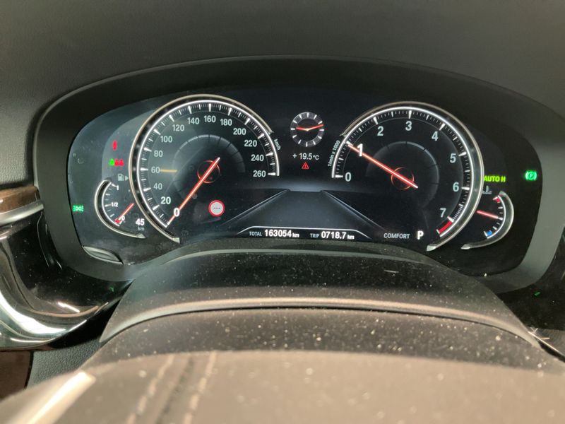 BMW 5er 540i xDrive Sport Line 2017 – снимка 19