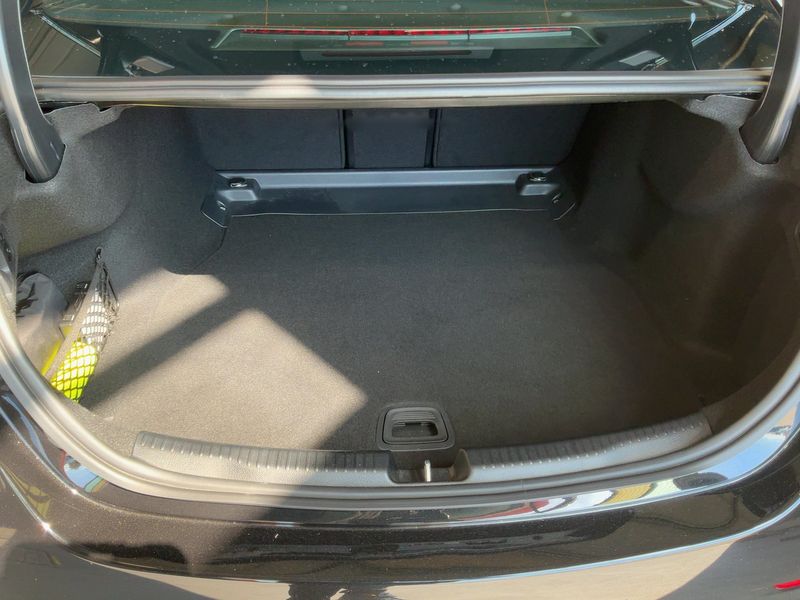 Mercedes-Benz C-Klasse C 43 AMG Mild-Hybrid 4Matic 2024 – снимка 15
