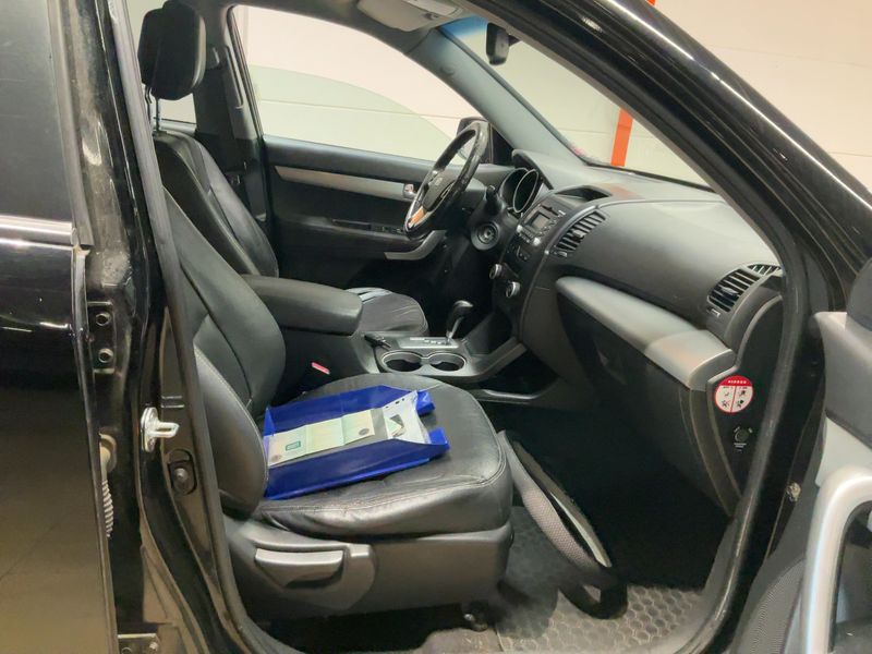 Kia Sorento 2.2 CRDi Spirit 4WD 2010 – снимка 16