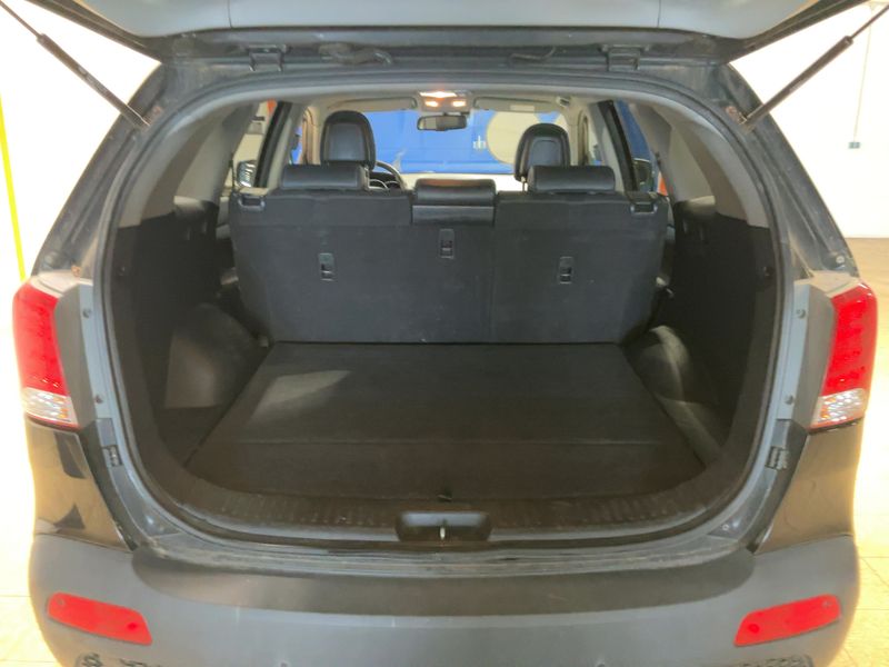 Kia Sorento 2.2 CRDi Spirit 4WD 2010 – снимка 15