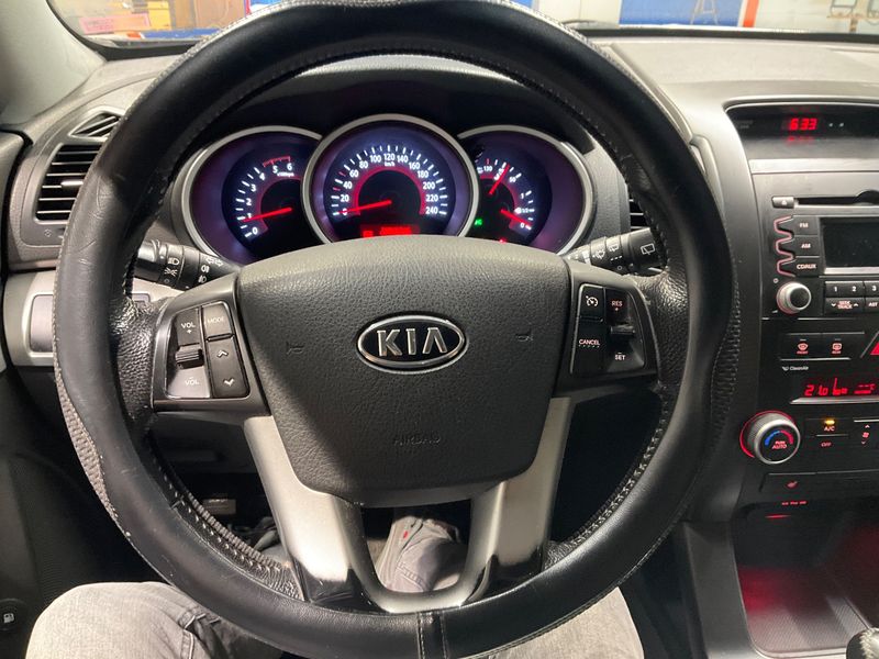 Kia Sorento 2.2 CRDi Spirit 4WD 2010 – снимка 17