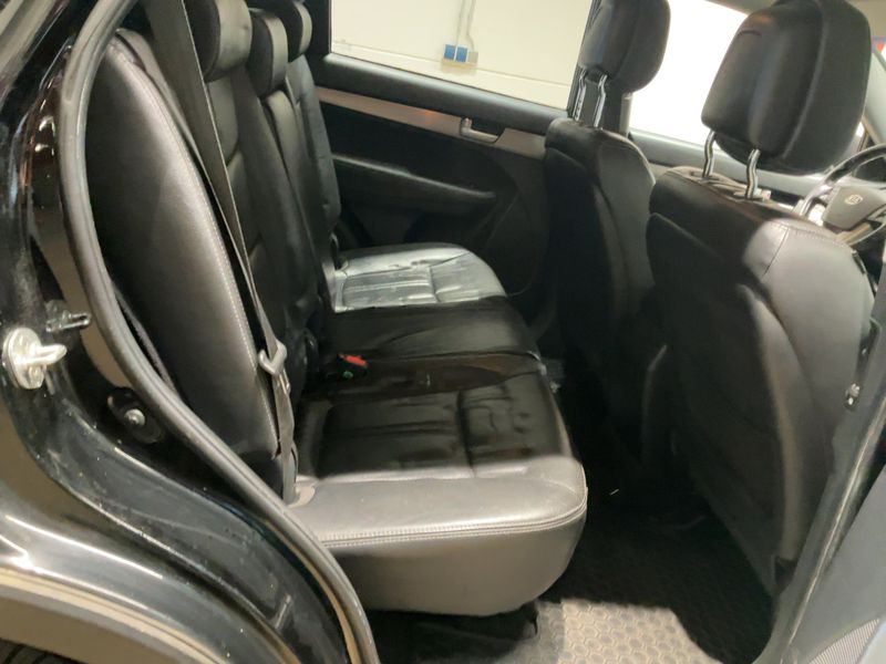 Kia Sorento 2.2 CRDi Spirit 4WD 2010 – снимка 19