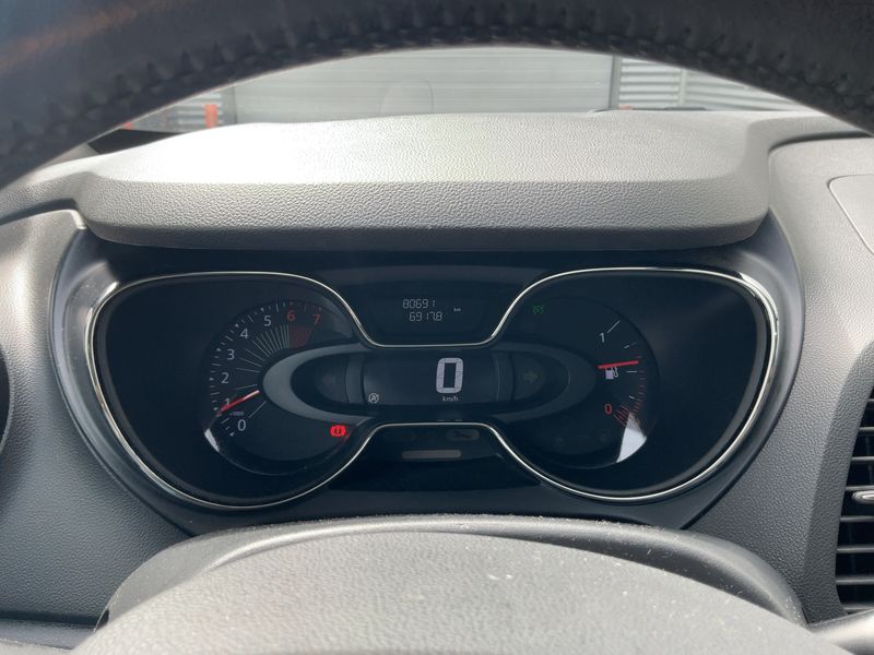 Renault Captur 0.9 Energy Limited 2016 – снимка 18