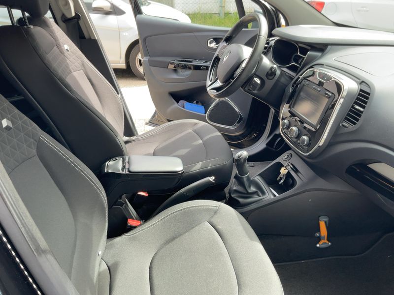 Renault Captur 0.9 Energy Limited 2016 – снимка 16