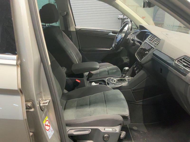 Volkswagen Tiguan 2.0 TDI Highline BlueMotion Tech 2019 – снимка 16