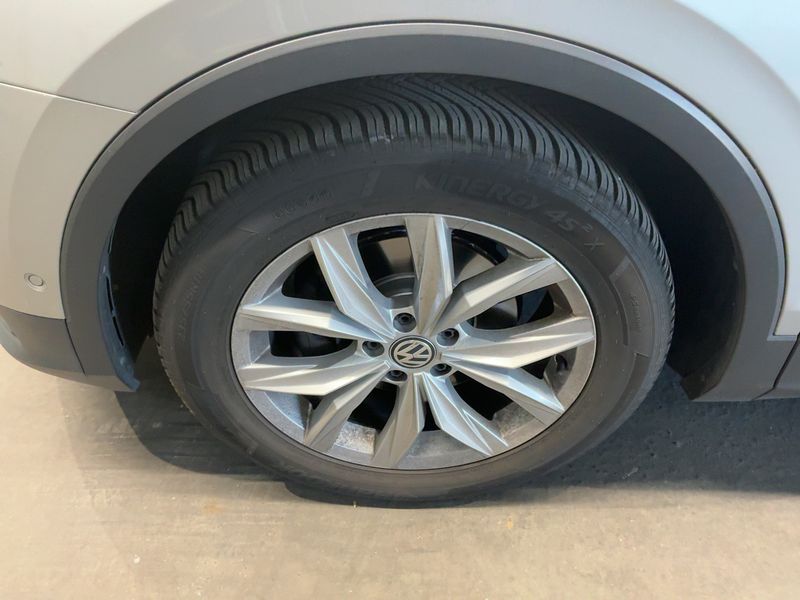 Volkswagen Tiguan 2.0 TDI Highline BlueMotion Tech 2019 – снимка 3