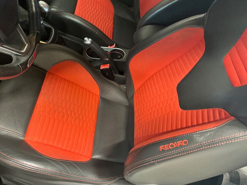 Ford Fiesta 1.6 EcoBoost ST 2015 – снимка 27