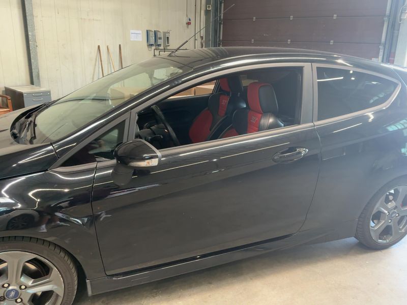 Ford Fiesta 1.6 EcoBoost ST 2015 – снимка 4