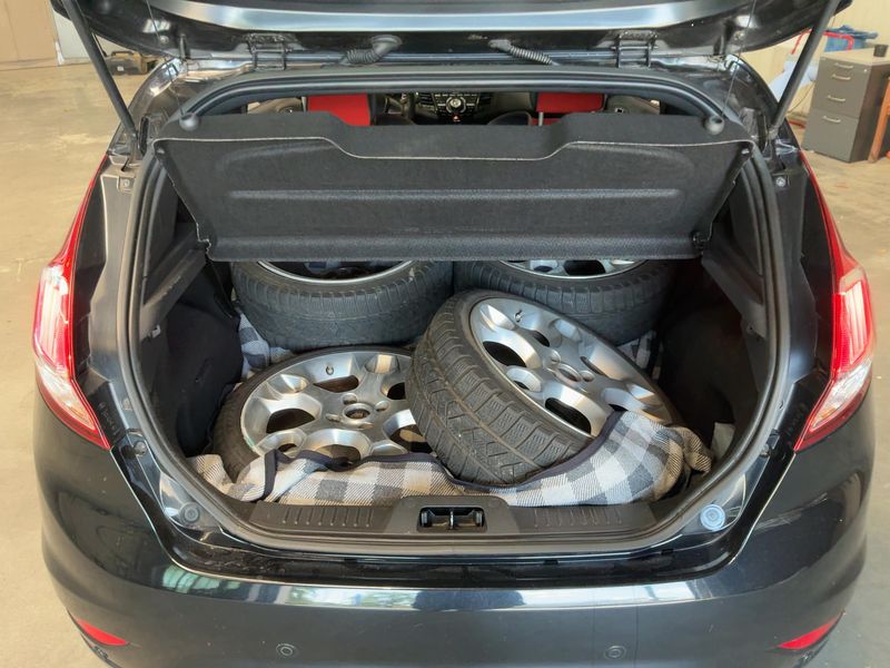 Ford Fiesta 1.6 EcoBoost ST 2015 – снимка 16