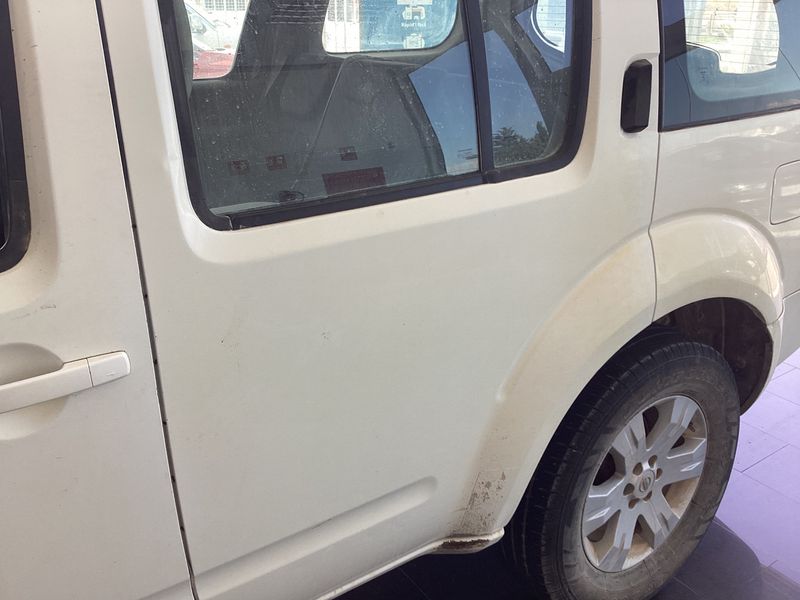 Nissan Pathfinder 2.5 dCi SE 2005 – снимка 39