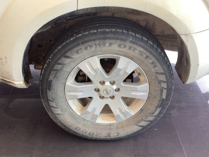 Nissan Pathfinder 2.5 dCi SE 2005 – снимка 5