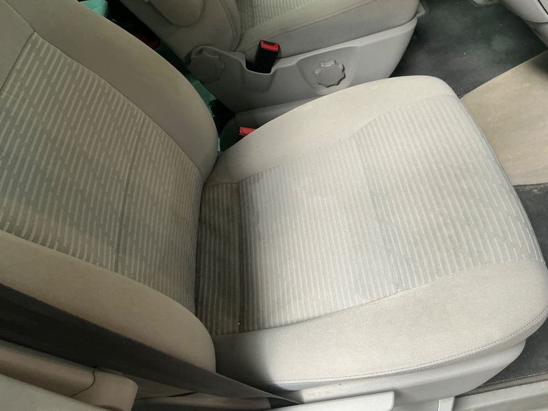 Volkswagen T5 Multivan 2.0 TDI Comfortline 4Motion 2011 – снимка 27
