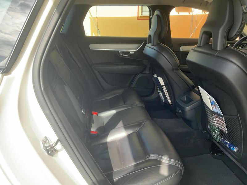 Volvo V90 Cross Country 2.0 D5 Pro AWD 2017 – снимка 19