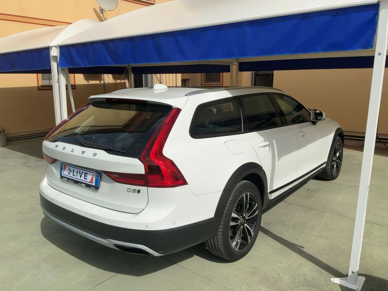 Volvo V90 Cross Country 2.0 D5 Pro AWD 2017 – снимка 8