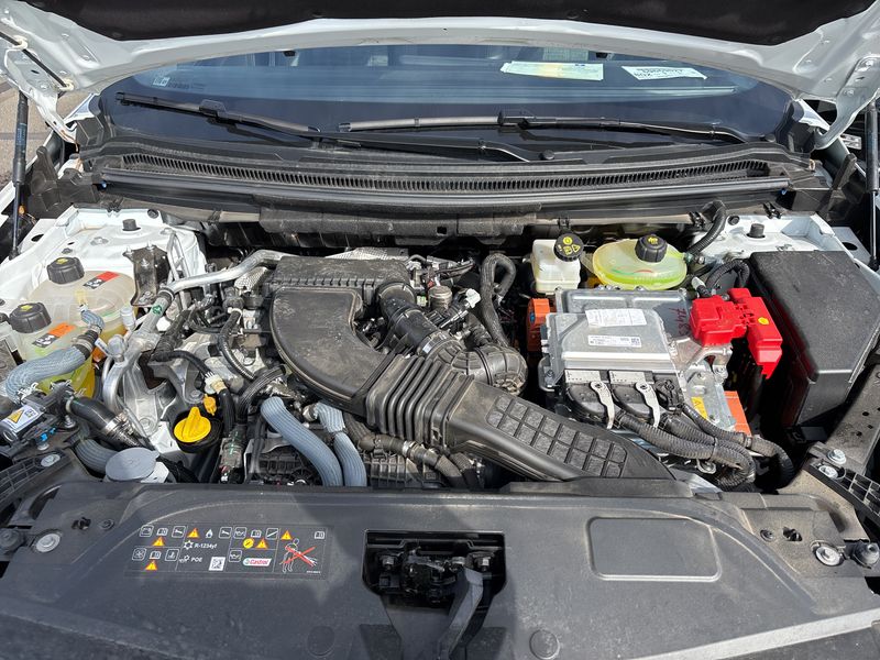 Renault Austral 1.2 Hybrid E-Tech Techno 2023 – снимка 8