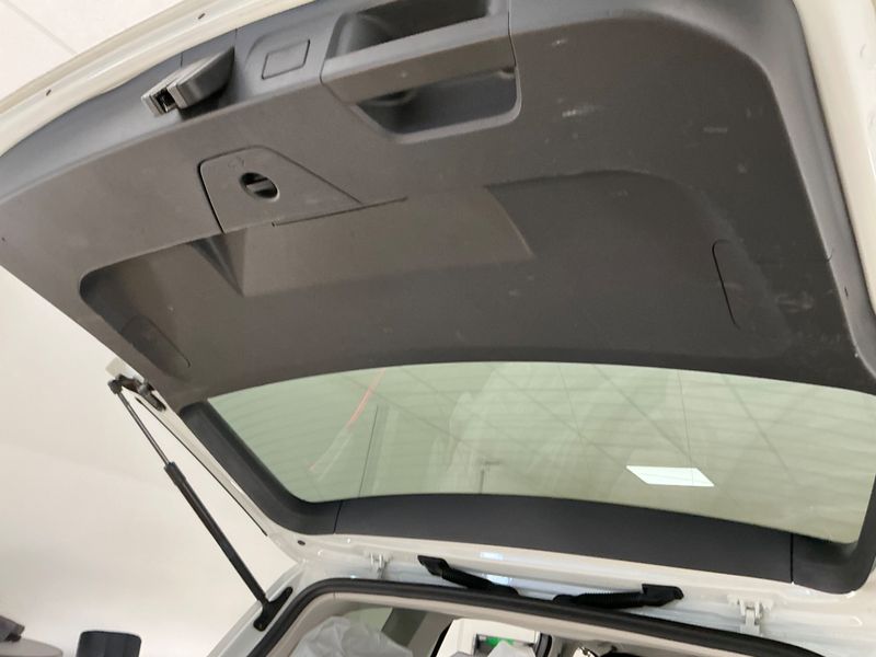 Volkswagen Touran 1.5 TSI ACT Highline BlueMotion Tech 2019 – снимка 25