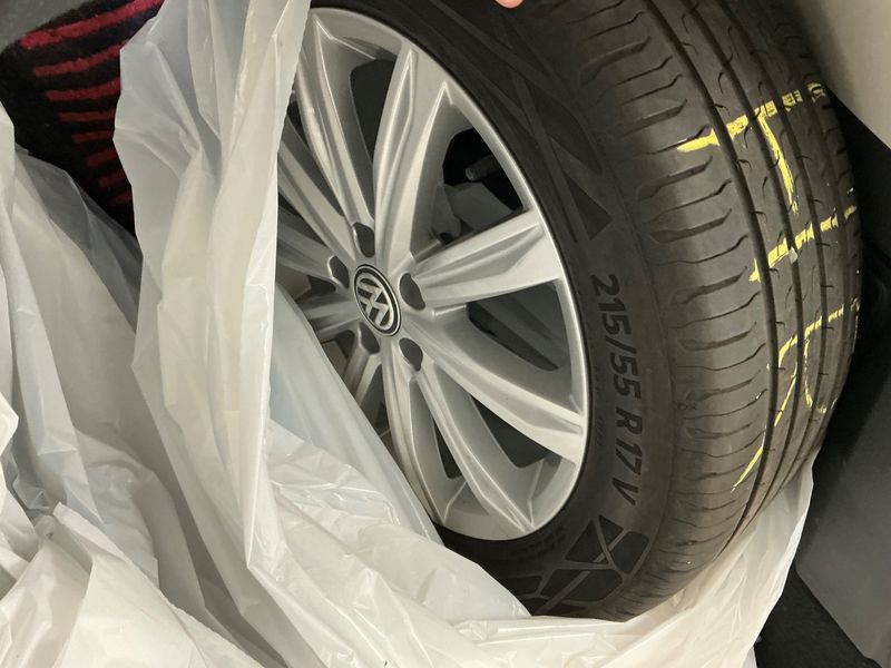 Volkswagen Touran 1.5 TSI ACT Highline BlueMotion Tech 2019 – снимка 15