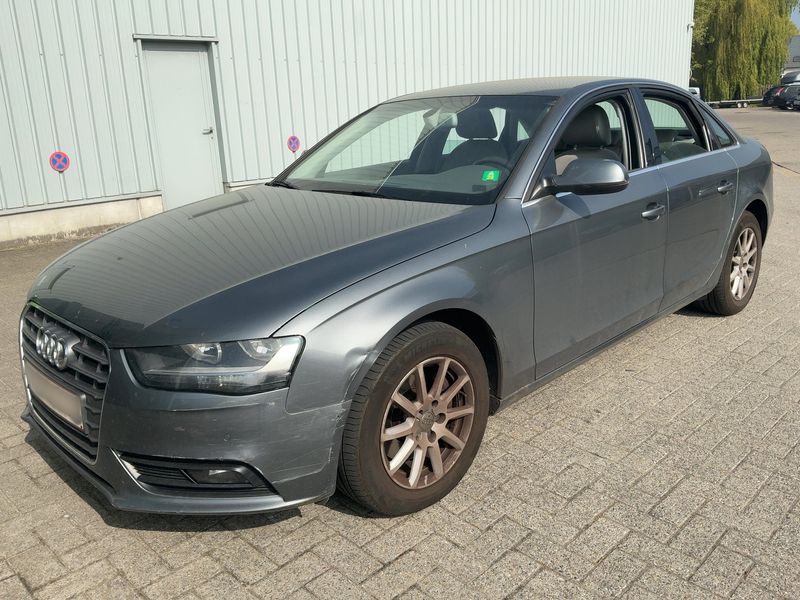 Audi A4 2.0 TDI Attraction 2013