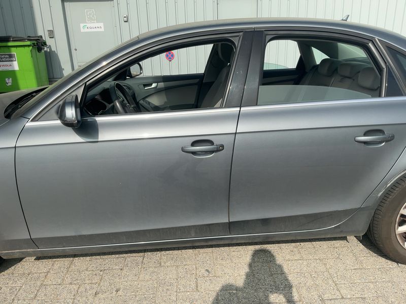 Audi A4 2.0 TDI Attraction 2013 – снимка 4