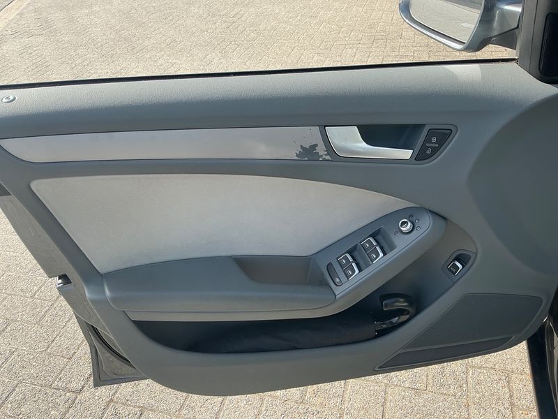 Audi A4 2.0 TDI Attraction 2013 – снимка 27