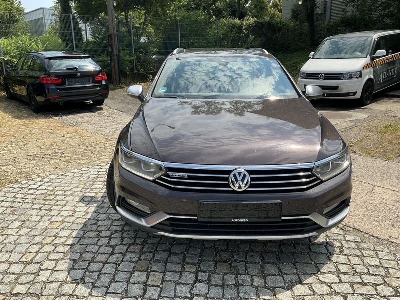 Volkswagen Passat Alltrack 2.0 TDI 4Motion BlueMotion Tech 2018 – снимка 14