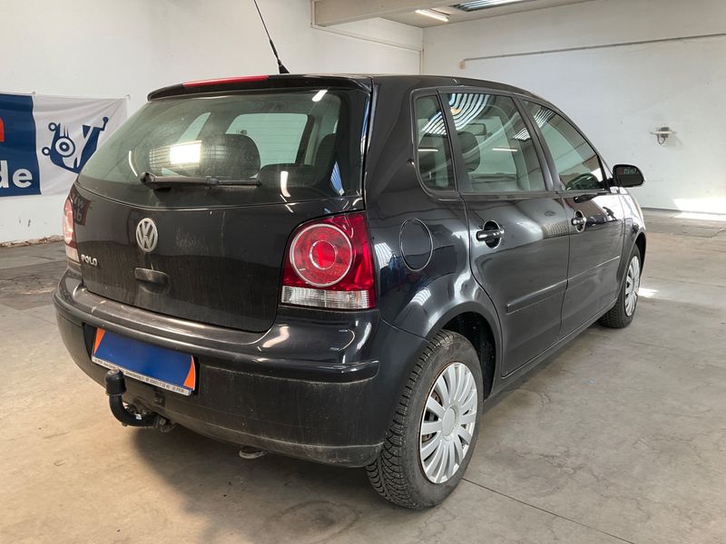 Volkswagen Polo 1.2 Trendline 2009 – снимка 2