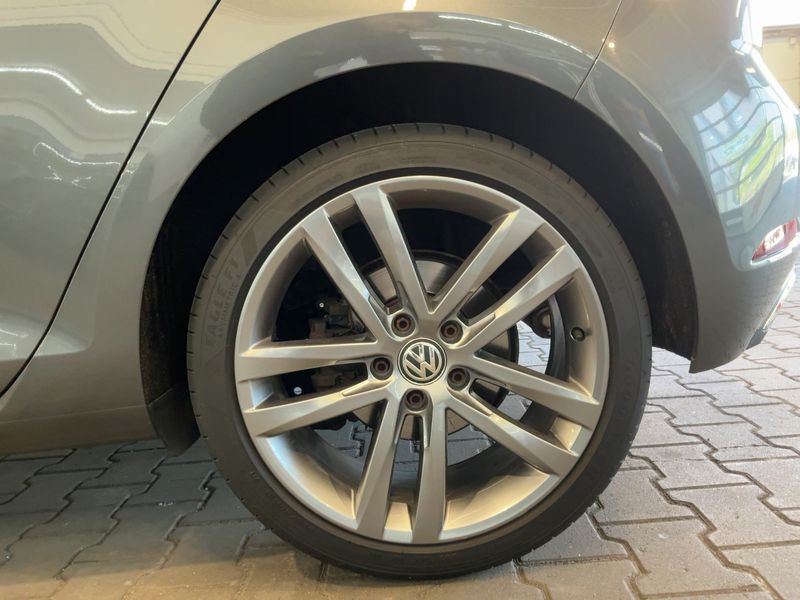 Volkswagen Golf VII 1.5 TSI ACT Highline BlueMotion Tech 2017 – снимка 5