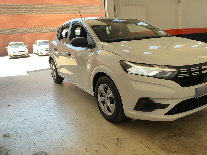 Dacia Sandero 1.0 TCe LPG Essential 2024 – снимка 12
