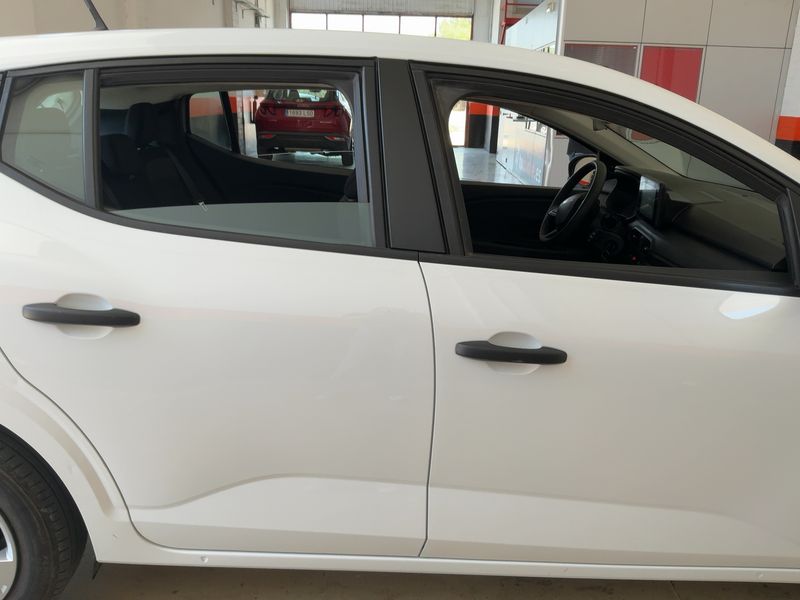 Dacia Sandero 1.0 TCe LPG Essential 2024 – снимка 10