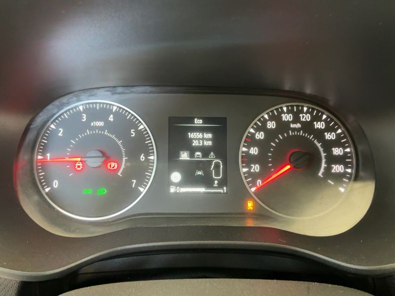 Dacia Sandero 1.0 TCe LPG Essential 2024 – снимка 18