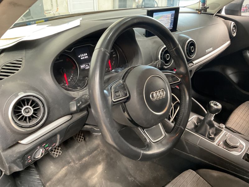 Audi A3 Sportback 1.6 TDI Ambition 2016 – снимка 35