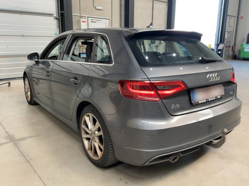 Audi A3 Sportback 1.6 TDI Ambition 2016 – снимка 6