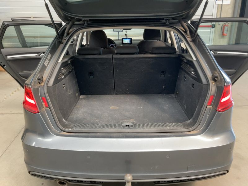 Audi A3 Sportback 1.6 TDI Ambition 2016 – снимка 16