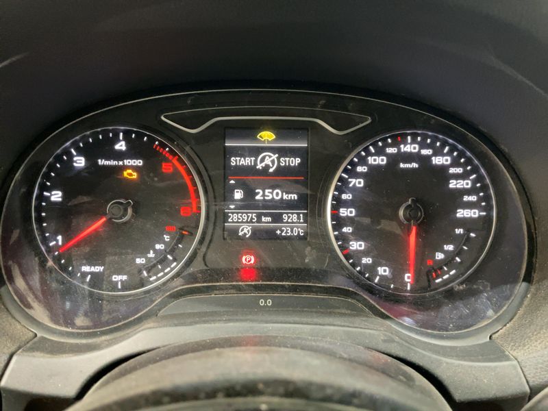 Audi A3 Sportback 1.6 TDI Ambition 2016 – снимка 19