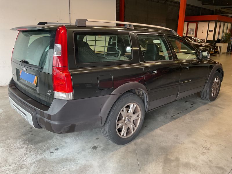 Volvo XC70 2.4 D5 Summum AWD 2007 – снимка 2