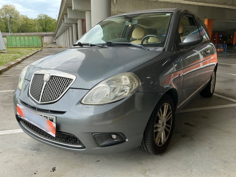 Lancia Ypsilon 1.4 Platino 2008 – снимка 1