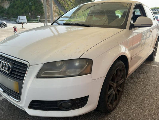 Audi A3 1.6 TDI Attraction 2010 – снимка 2