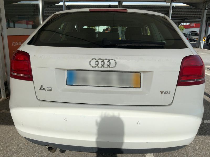 Audi A3 1.6 TDI Attraction 2010 – снимка 7