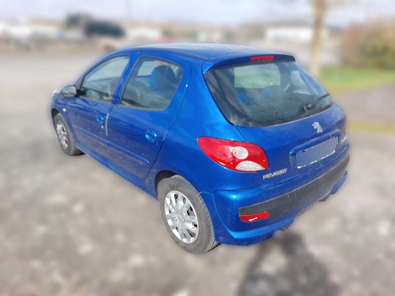 Peugeot 206+ 1.4 Urban Move 2011 – снимка 3