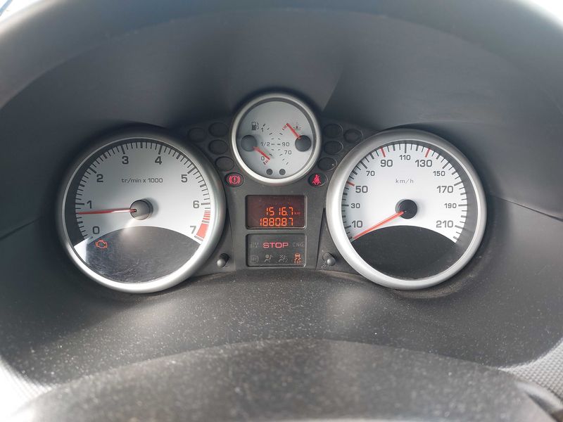 Peugeot 206+ 1.4 Urban Move 2011 – снимка 12