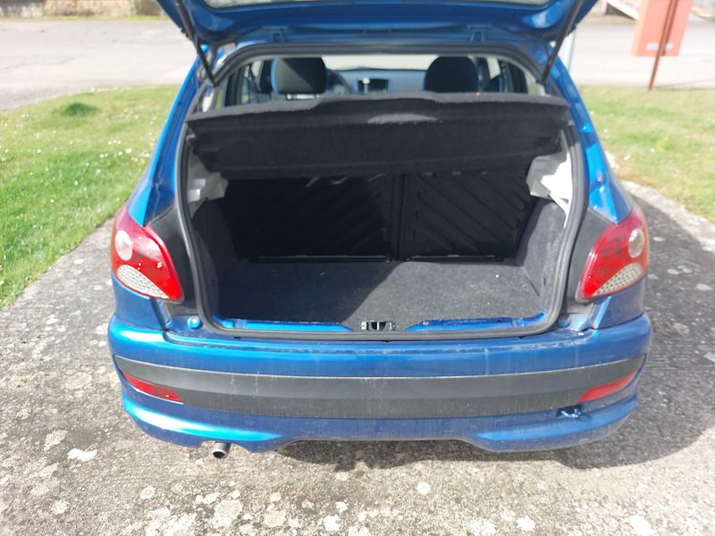 Peugeot 206+ 1.4 Urban Move 2011 – снимка 9