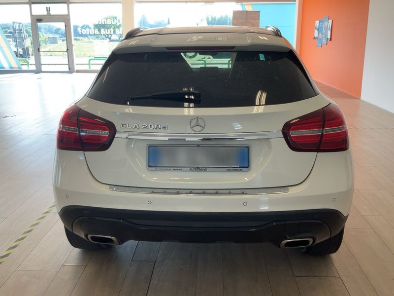 Mercedes-Benz GLA-Klasse GLA 200 d Sport 2017 – снимка 7