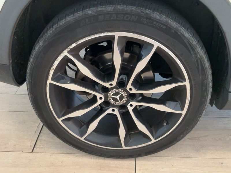 Mercedes-Benz GLA-Klasse GLA 200 d Sport 2017 – снимка 9